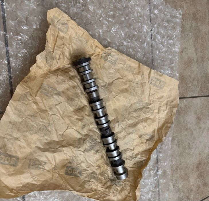 Jeep grand Cherokee WK2/WL 16-25 68245463AA гідрокомпенсатор+рокер вип