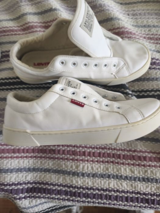 Sapatilhas de mulher da Levis originais