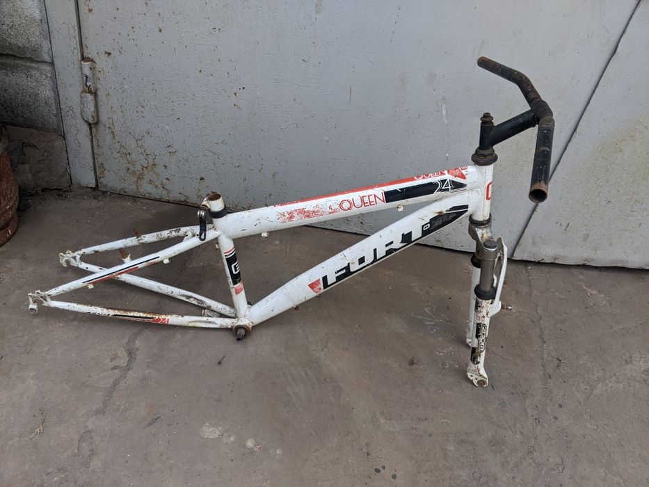 Рама велосипеда  FORT 24,и ХВЗ Турист