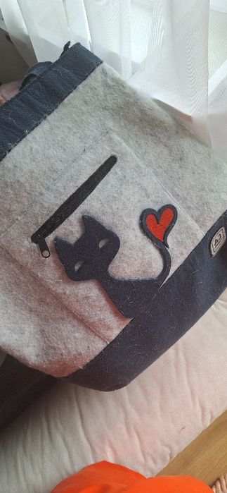 Torba z kotem materiał wełniany