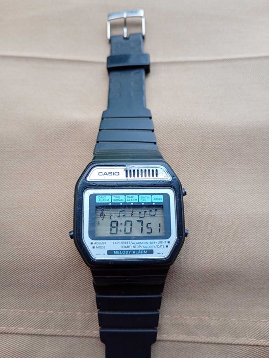 Relógio Vintage CASIO MELODY Fabricado no JAPÃO