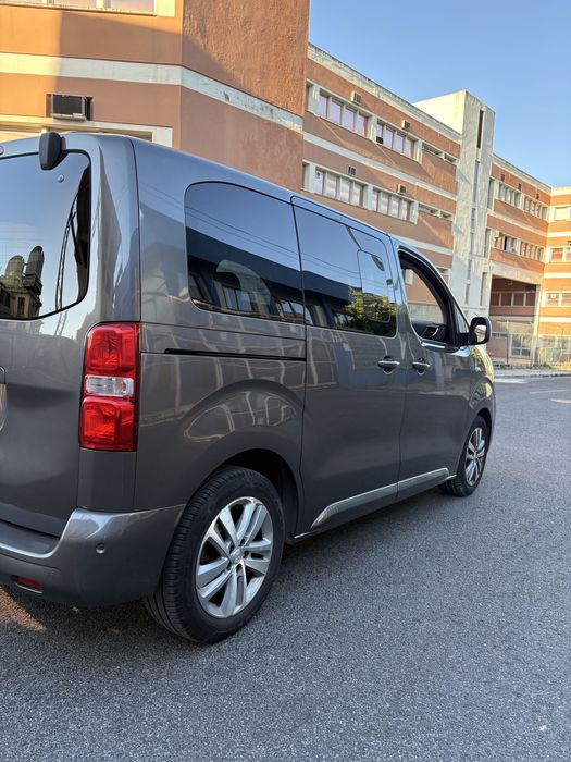 Peugeot Traveller Allure