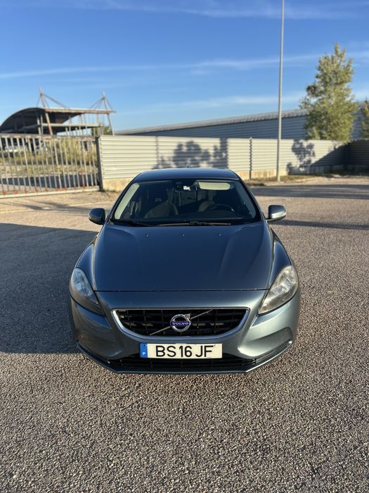 Volvo V40 1.6 D2 2012 — photo 2