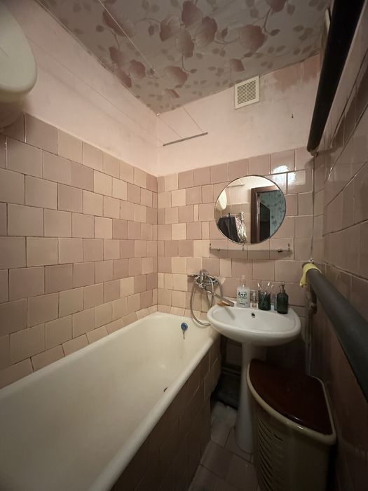 Продам 2-х кімнатну квартиру, Салтівка, ТРК Україна, Барабашово