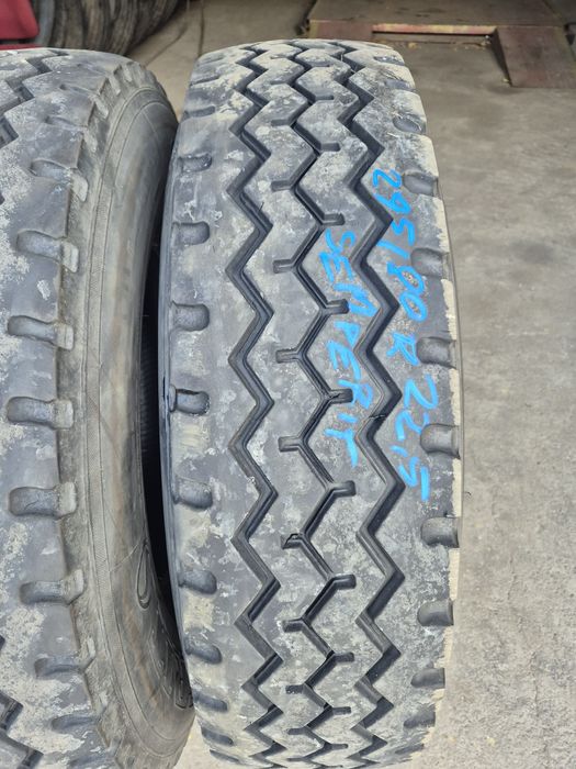 Opony 295 80R22.5 Semperit.