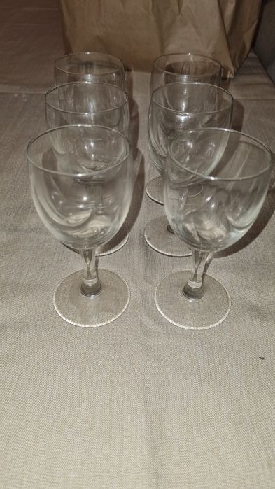 Copos pequenos de licor