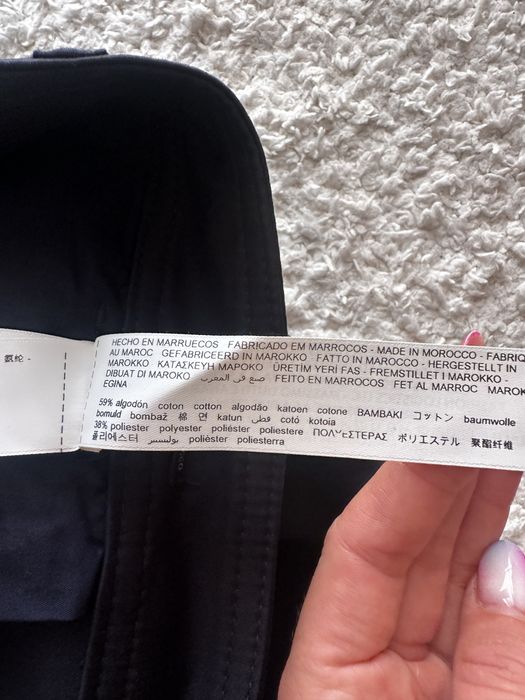 Шорти, бермуди Massimo Dutti розмір 36