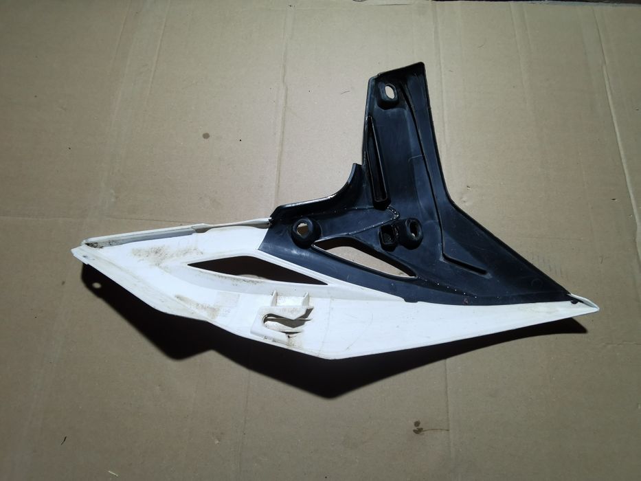 Yamaha yfz 250 osłona owiewka boczna przod prawa panel