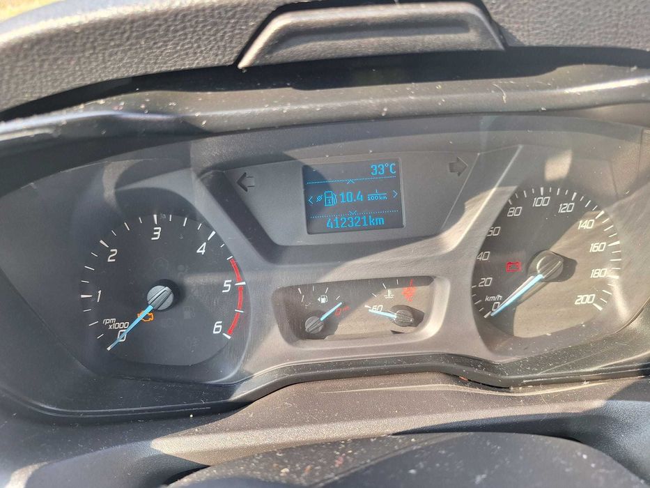 Ford Transit 9 osobowy dla niepełnosprawnych
