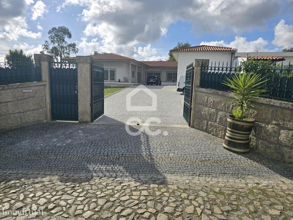 Moradia V4 em Lama - Santo Tirso