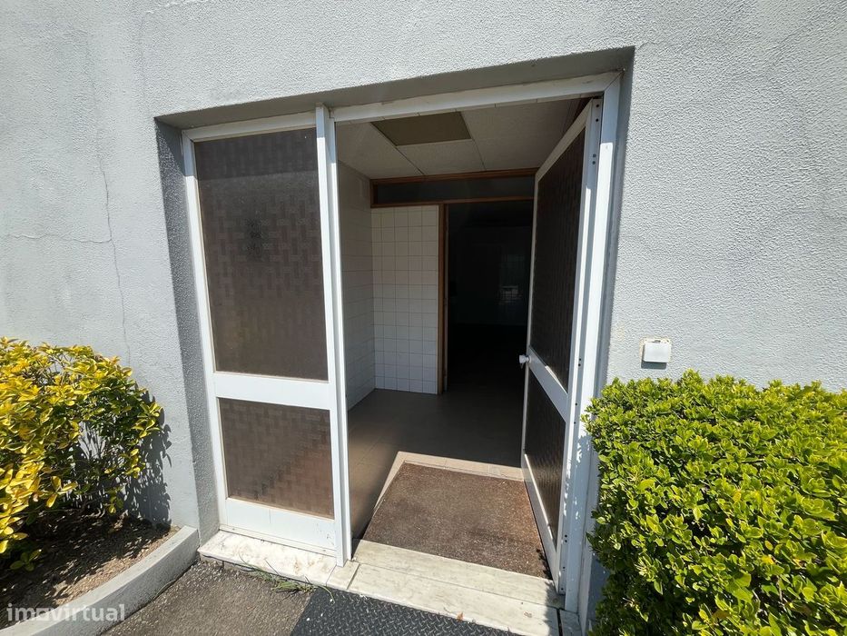 Espaço de 34m2 para Serviços em Famalicão
