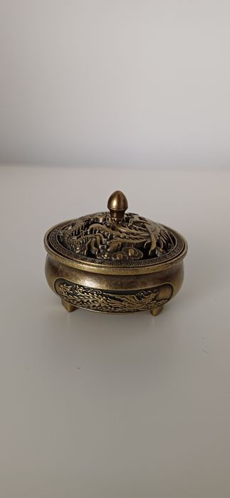 Caixa Japonesa Nova
