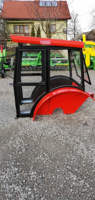 Kabina ciągnikowa do ursus C330, C360 3P mf t25 maski błotnik AGROSTAL
