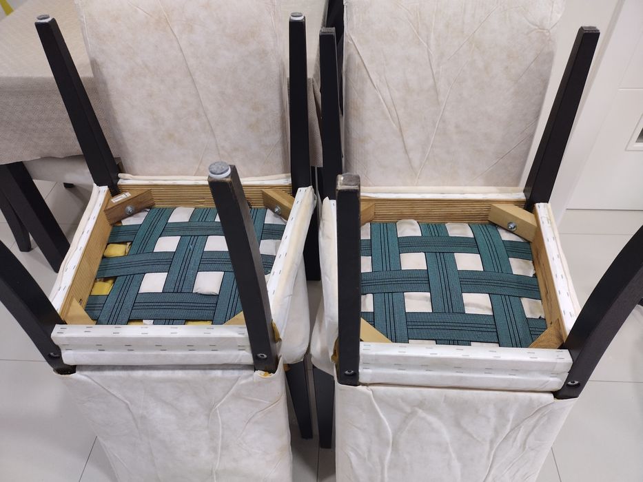 Cadeiras Henriksdal - Estrutura Madeira Maciça