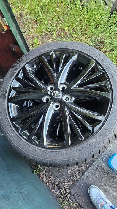 17" Toyota Yaris IV / Mazda 2 - 5x100 - 6,5J - ET50 - 205/45/17
