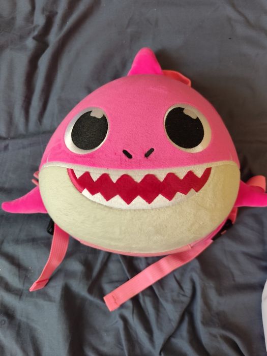 Рюкзак акула рожевий