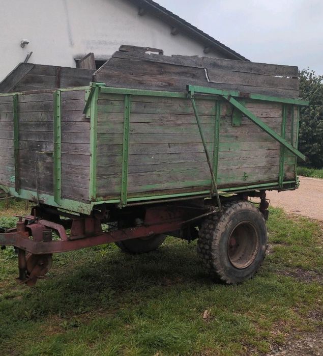 Przyczepa jednoosiowa 3 stony