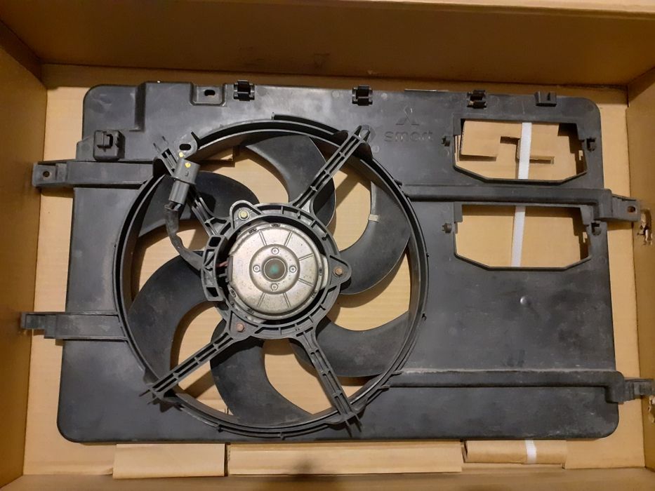 Wentylator chłodnicy Mitsubishi Colt  VI 2006 oryginał