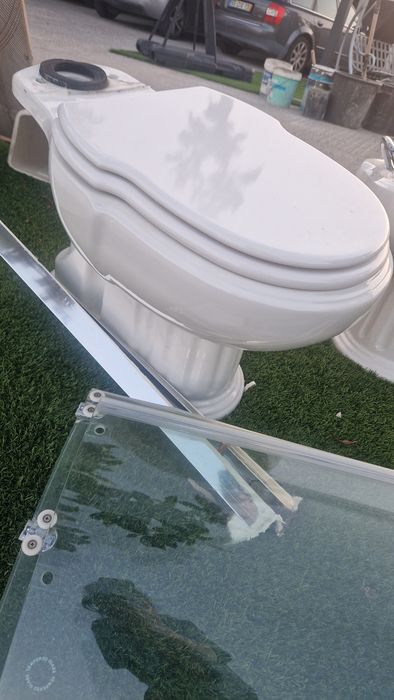 Loiça de casa de banho, sanita bidé banheira, base