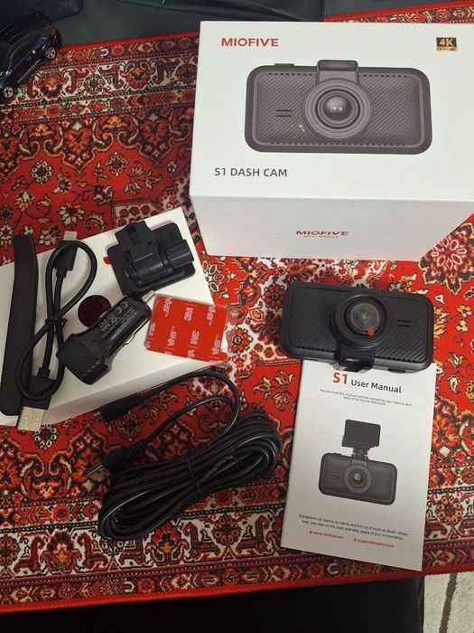 Miofive 4K Dash Cam: Премиальный видеорегистратор 4K UHD, GPS, Wi-Fi. Новый в упаковке