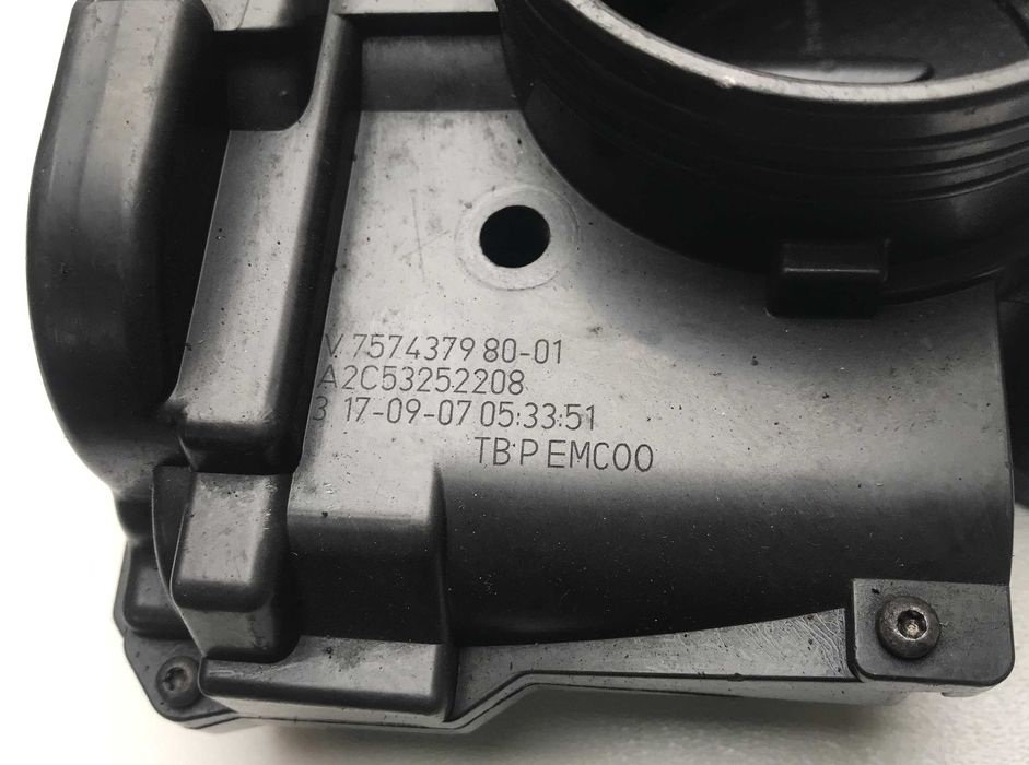 Дросельна заслонка Peugeot 2008. 3008. 5008. 508 - 1.6 VTI