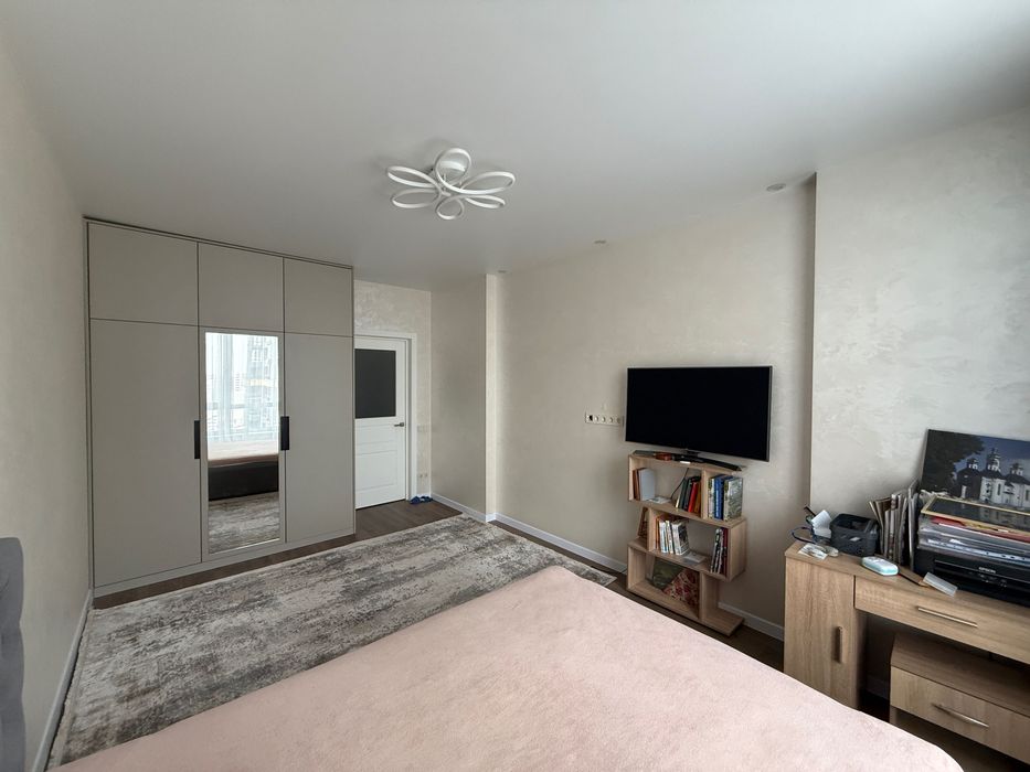 Київ, 1-кімнатна квартира з ремонтом, ЖК Медовий, з меблями