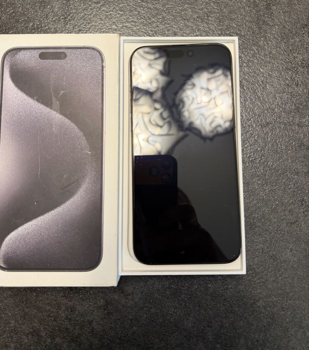 iPhone 15 Pro Max 1TB Black Titanium