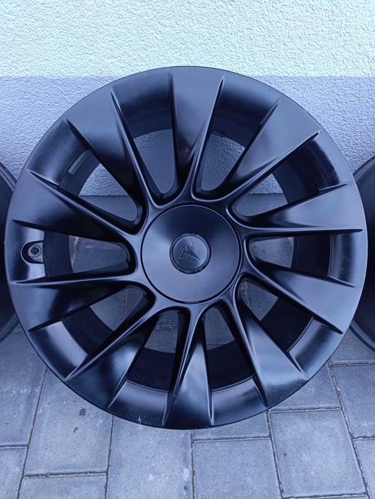 диски TESLA MODEL Y Тесла R20
