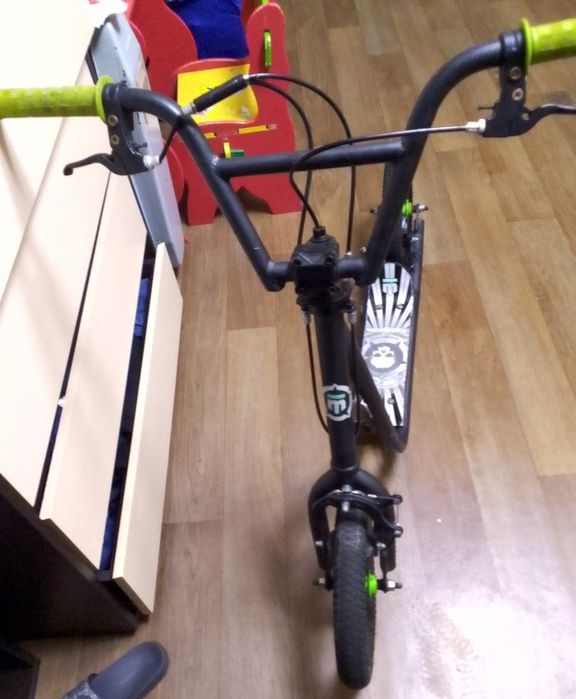 Самокат Mangoose