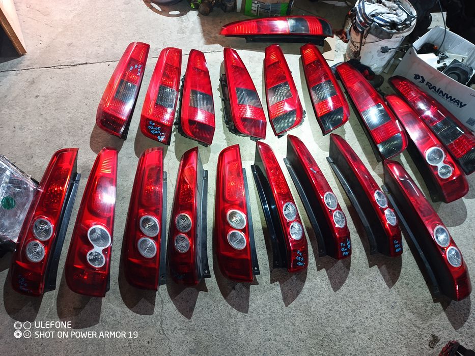 Задній фонар фонарі Форд Фієста 02-09рік.