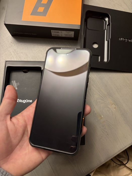 RugOne XEVER 8 (256gb) . Telemovel antishock