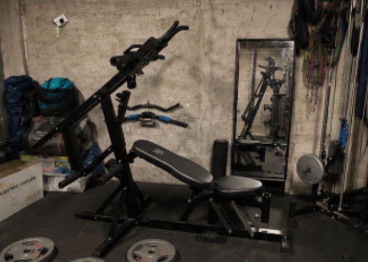 Máquina de musculação Marcy Pro PM 4400