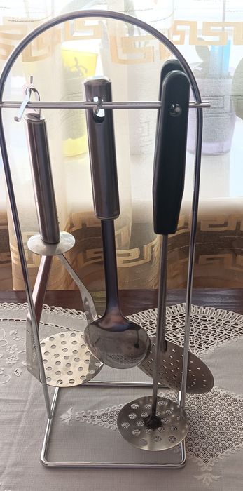 Кухонні ложки черпаки  посуд набори