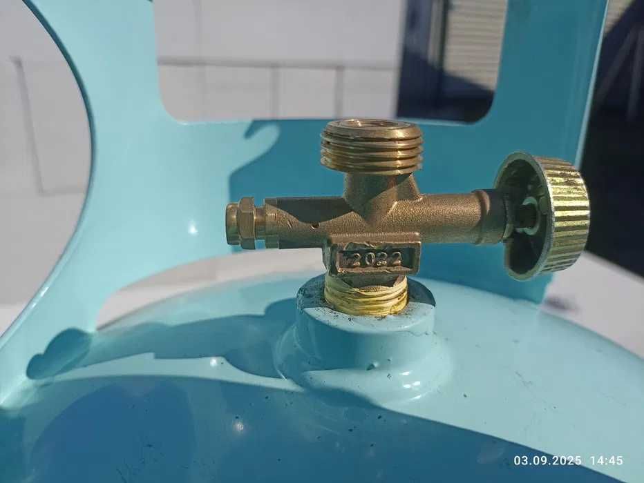 Балон під газ на 12 літрів з краном