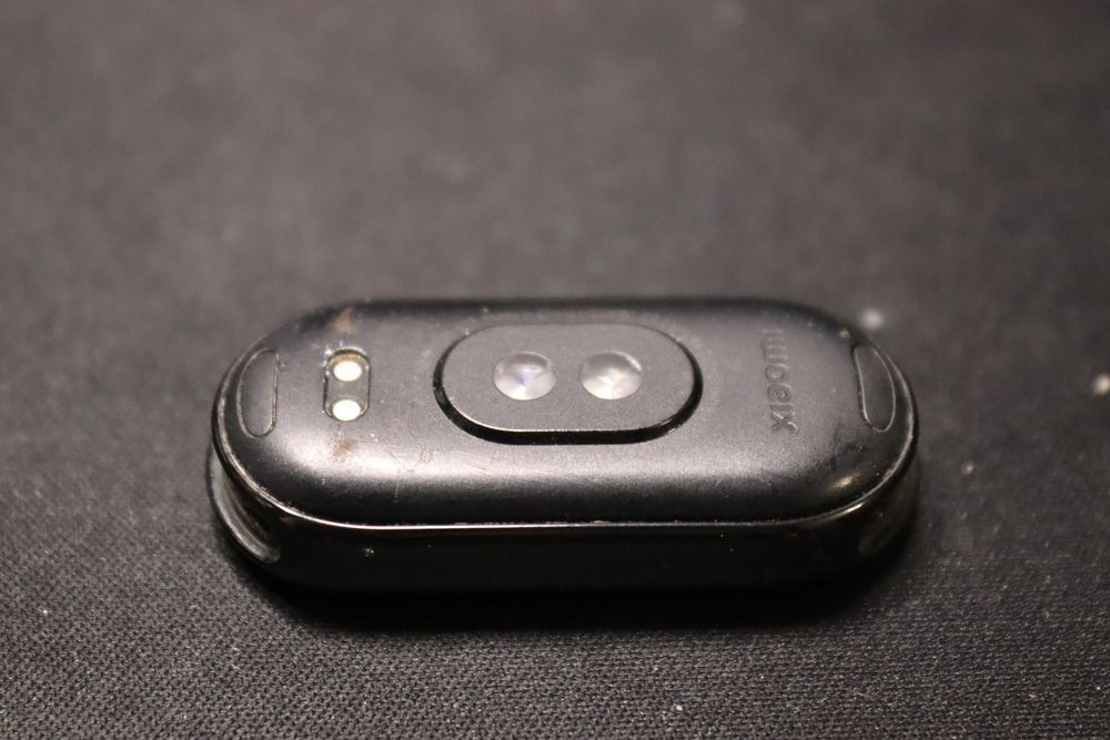 Smartband Xiaomi Mi Band 8 czarny (8132)