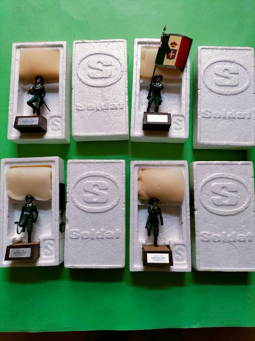 4 figuras de SOLDAT Espanha dos anos 70 - Bersaglieri italianos. Com caixas - estilo Alymer Del Prado. Envio grátis.