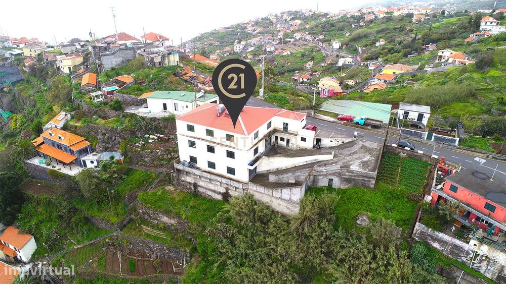 Prédio COMERCIAL - Campanário - Ribeira Brava