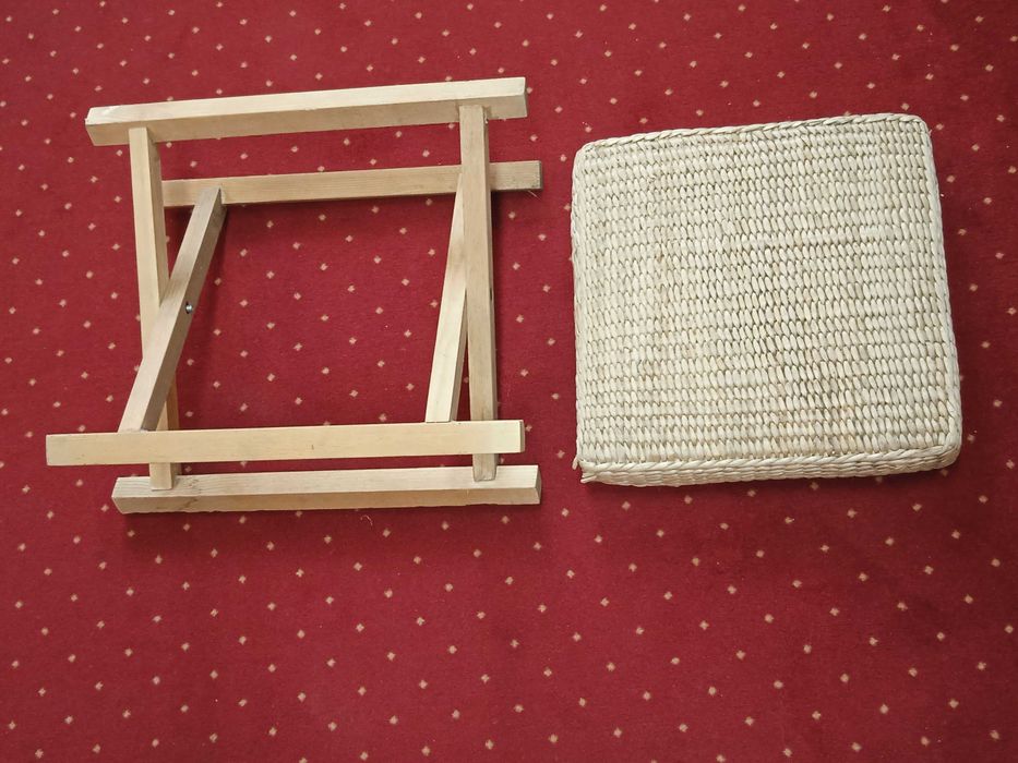 Taboret w stylu kolonialnym