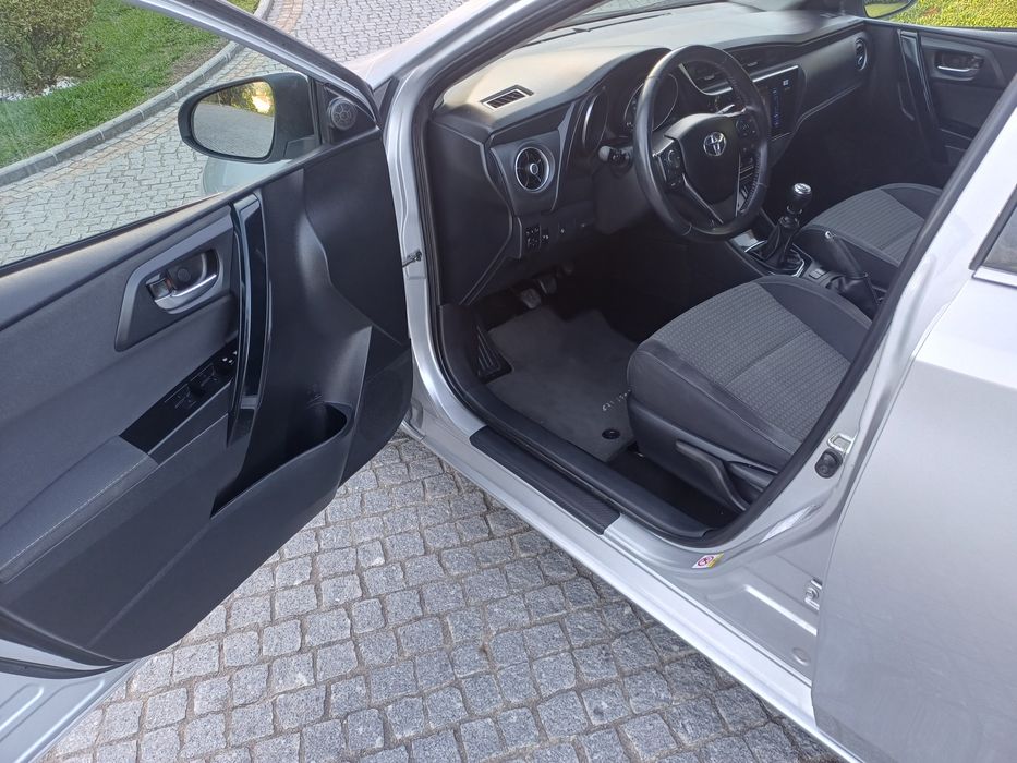 Toyota Auris 1.4 diesel histórico toyota