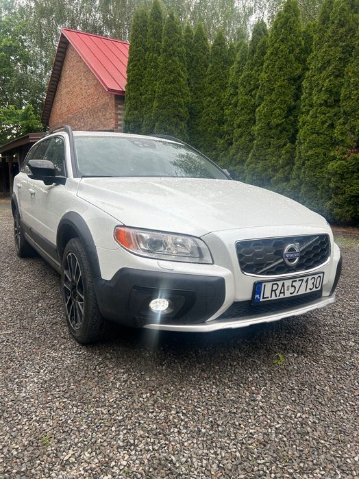 Volvo XC70 2.0 D5 245 KM Automat – 2016r. – 135 tys. km