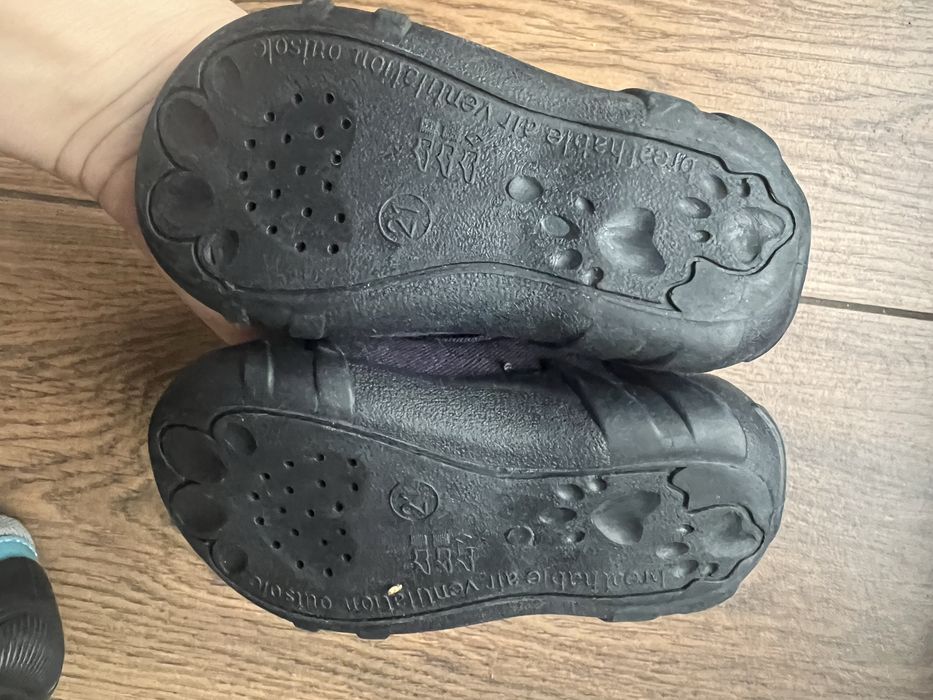 Buty, kapcie RenBut r. 21