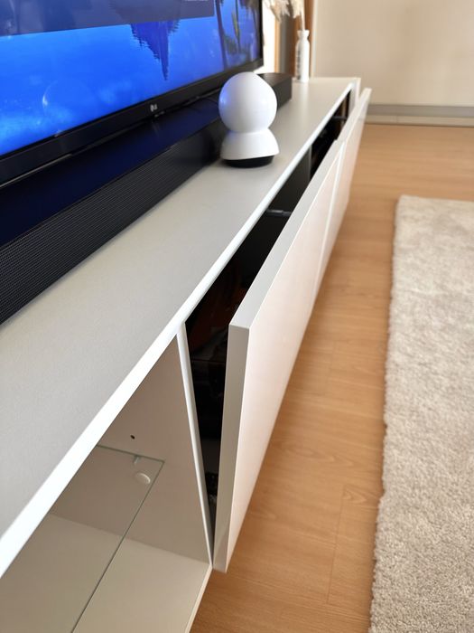 Móvel TV branco brilhante e carvalho 187cm novo