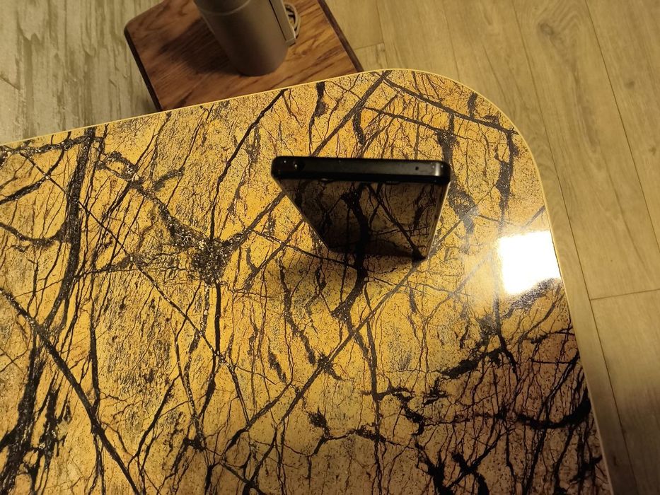 Xperia 5 iv 8/128гб полоса на экране