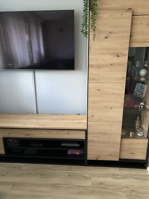 Witryna i szafka RTV Quant
