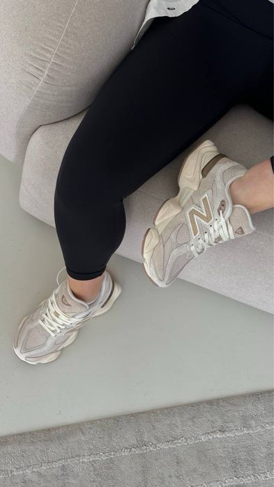 New Balance 9060 Beige трендові жіночі кросівки ню беланс 9060 бежеві