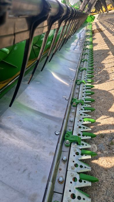 жатка John Deere 630F