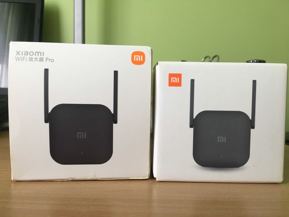 Інтернет ретранслятор (репітер, repeater) Xiaomi Mi Wi-Fi Range Extender Pro