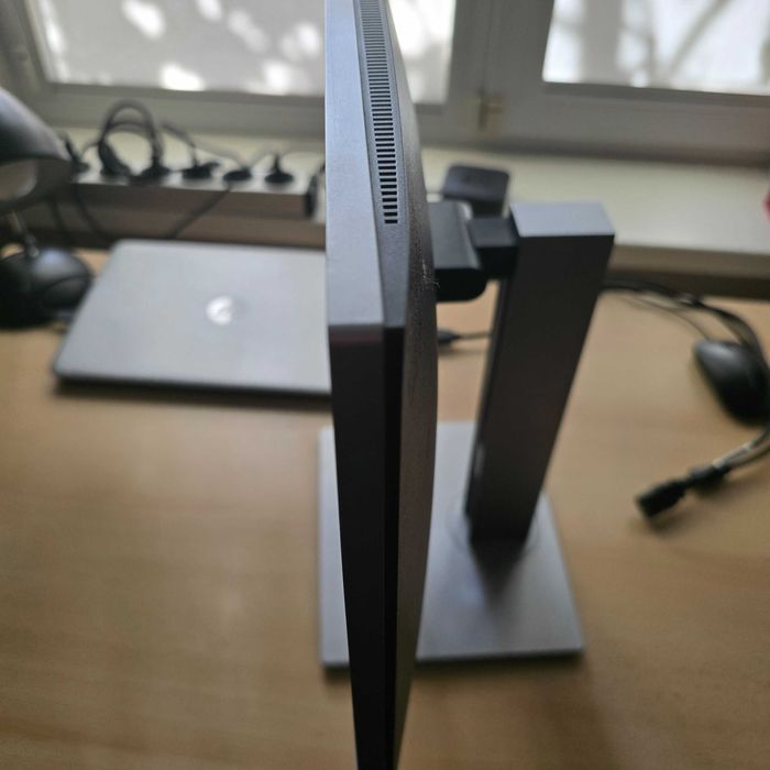 Монітор HP EliteDisplay E233 IPS