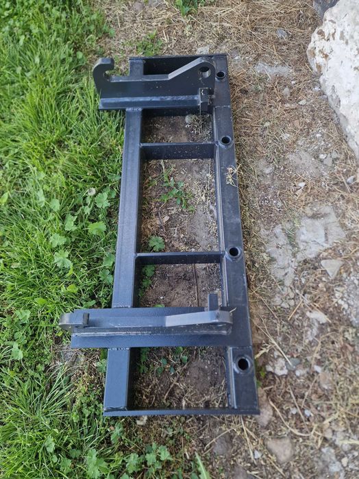 Łyżka plus widły do palet. paleciak