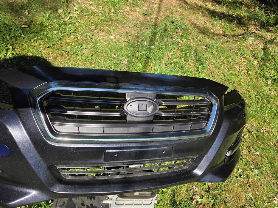 Zderzak atrapa kratki Subaru Levorg